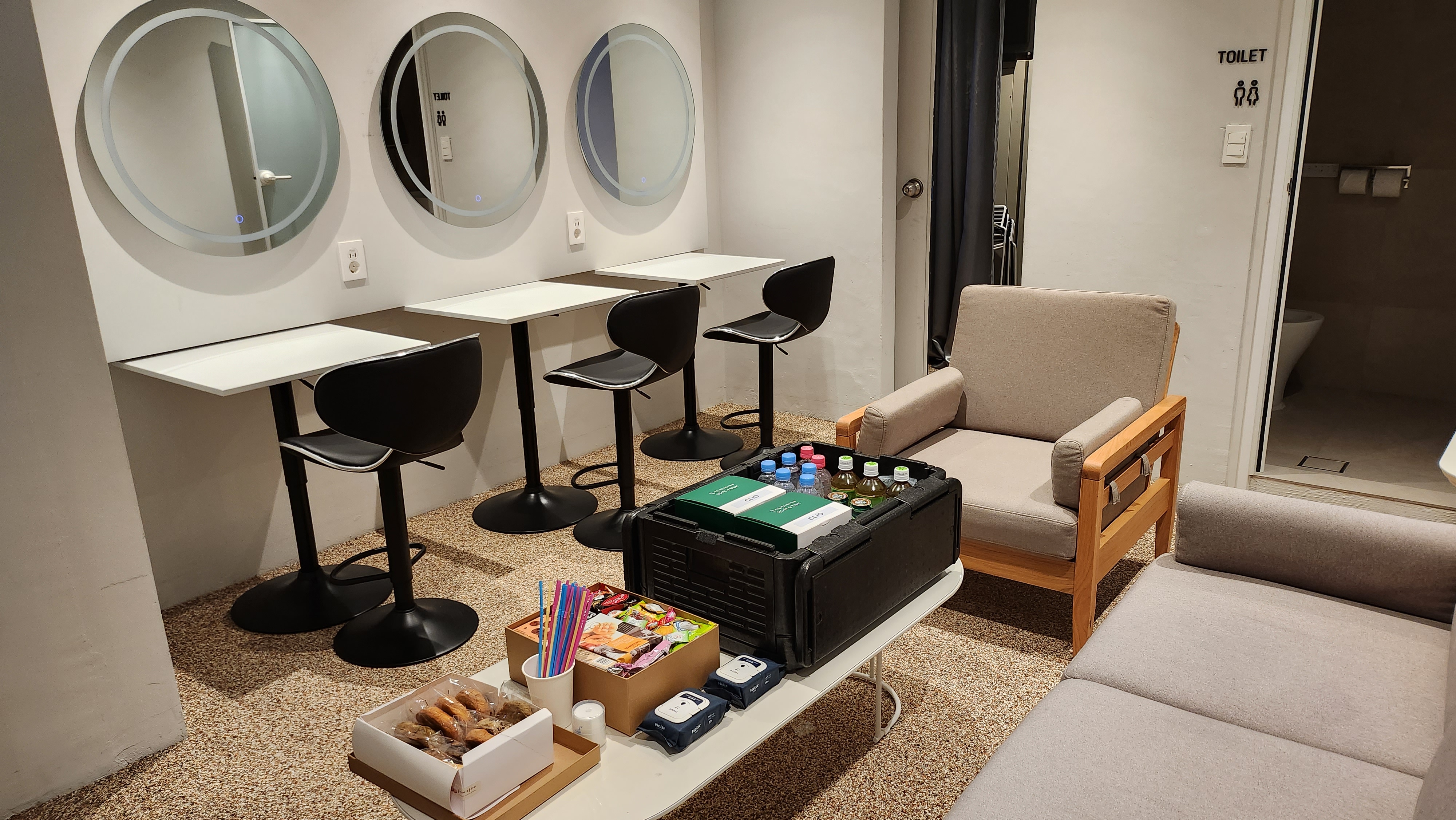 클리오 X 안유진 팬사인회 - Image 11