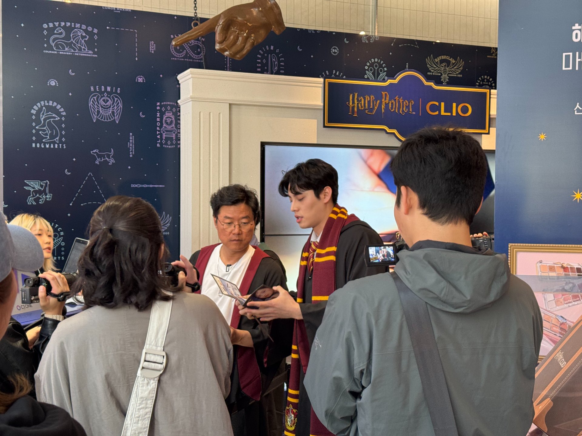 CLIO Ⅹ 해리포터 올영성수 팝업 - Image 3