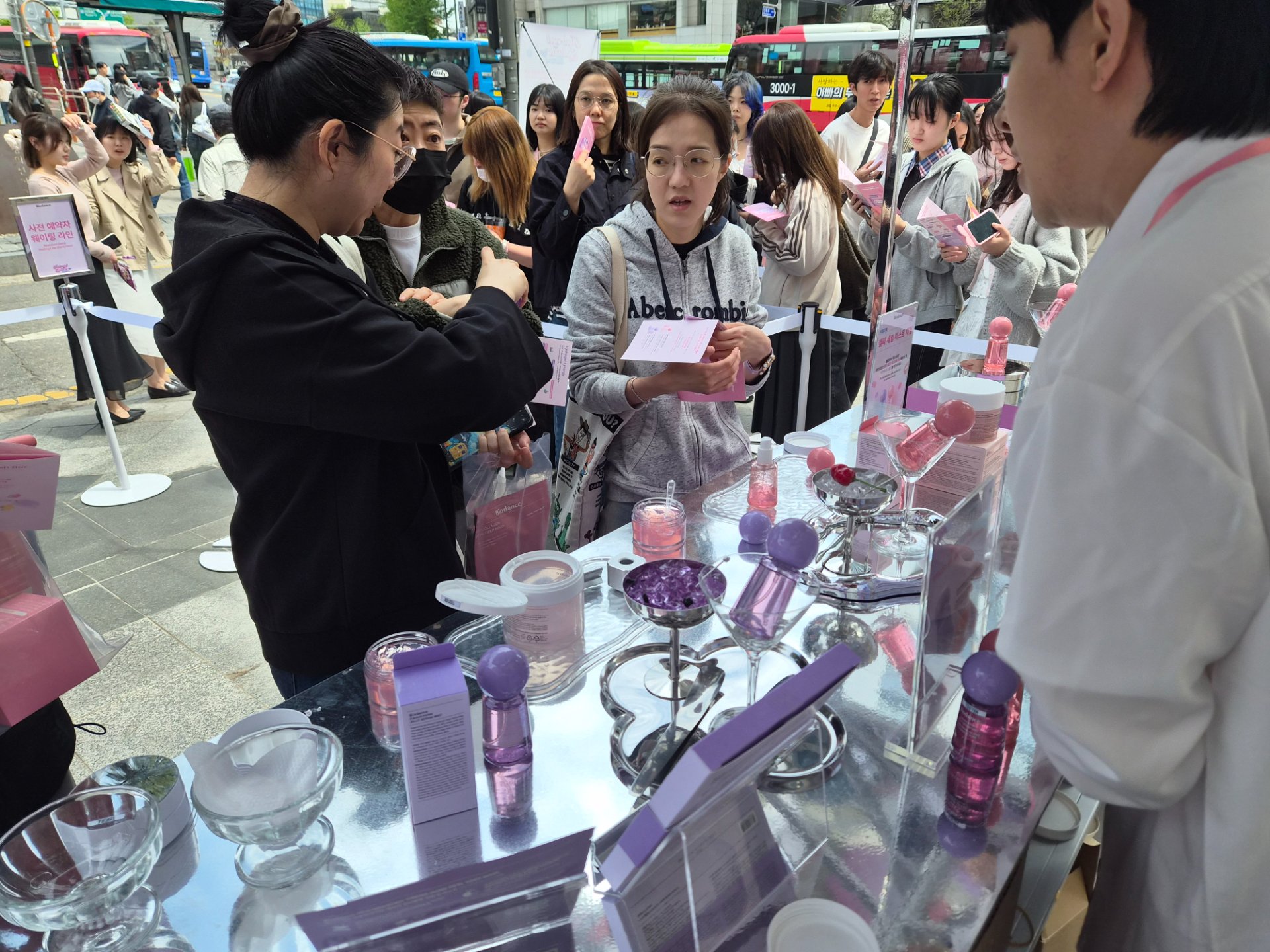 바이오던스 홍대,명동 팝업스토어 - Image 12